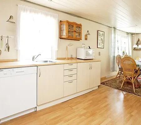 Two-bedroom Holiday In 22 * Løkken